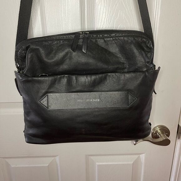 Mandarina Duck Soft Leather Black laptop,Computer office shoulder bag - Picture 5 of 16